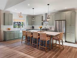 High-End New Build | Folly & DT w/ Hot Tub