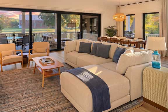 High-end James Island Home Near Beach & Hot Tub - Image 1