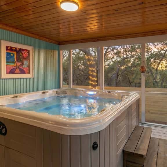 James Island Retreat: Hot Tub, Screened Porch, - Image 1