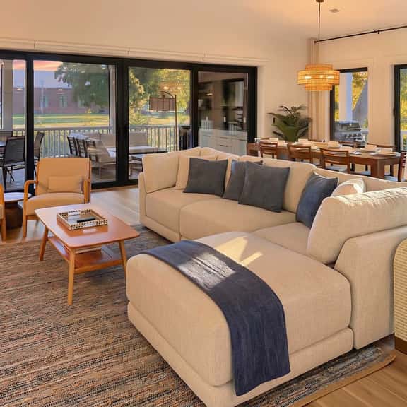 High-end James Island Home Near Beach & Hot Tub - Image 1