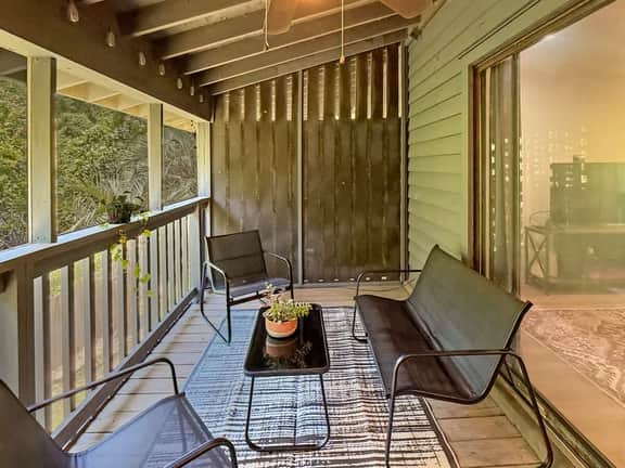 30+ Day Stay | Pool • 2 Ensuite BRs • James Island